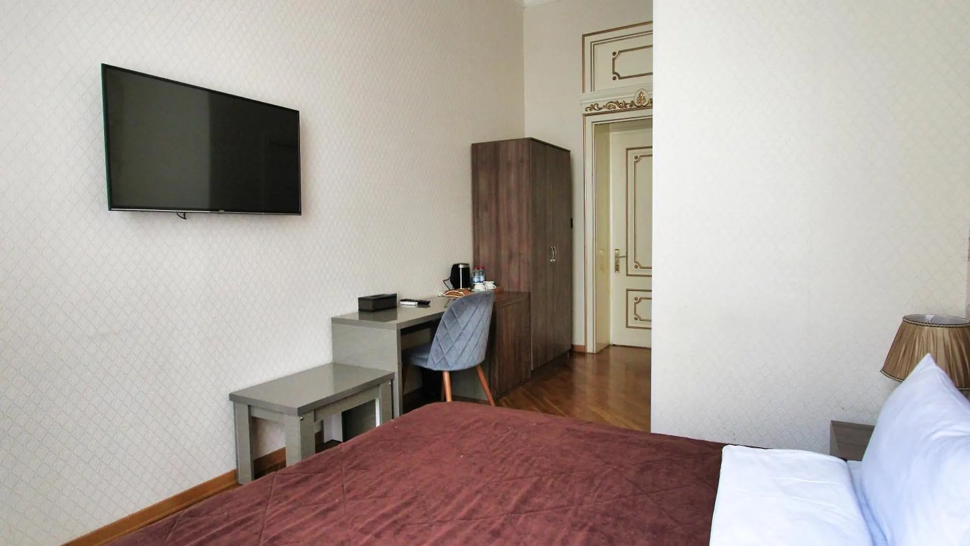Pilot Boutique Hotel Baku 0*,