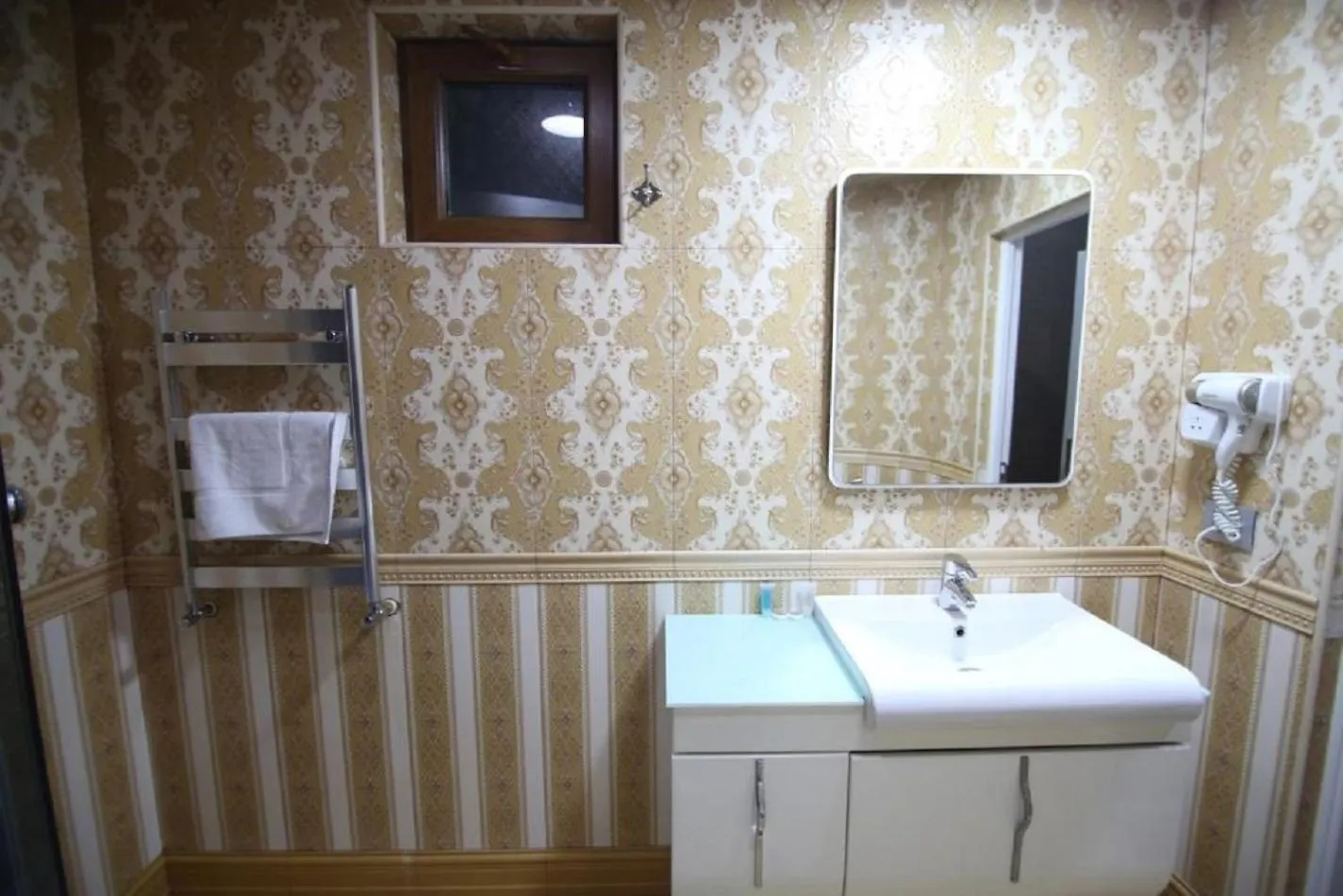 Pilot Boutique Hotel Baku